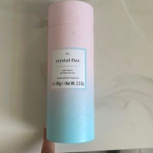 Crystal Fizz Bath Bombs